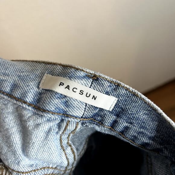 Pacsun Two Toned Straight Leg Jeans Womens Size 24 Button Fly - Picture 3 of 4